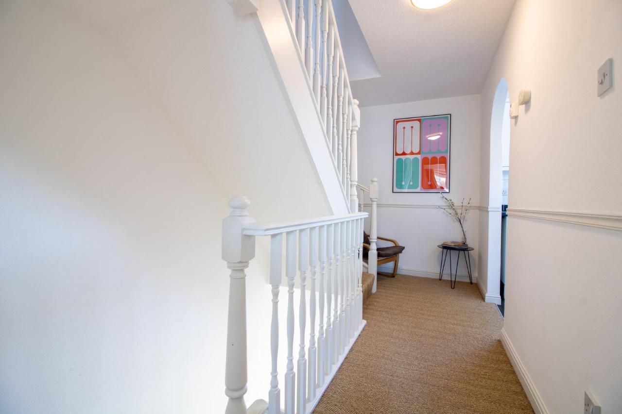Laurels- 3-Beds, Parking, Short Walk To Beach Торки Экстерьер фото
