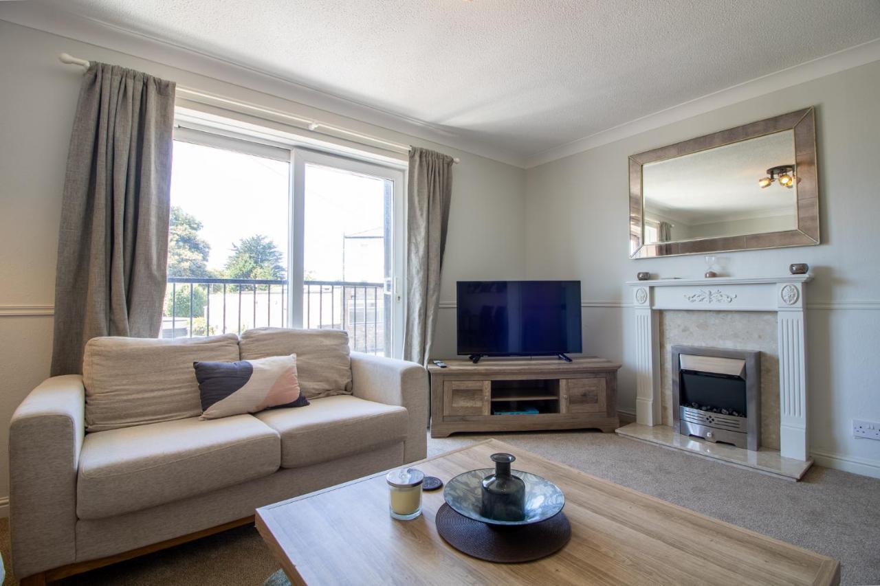 Laurels- 3-Beds, Parking, Short Walk To Beach Торки Экстерьер фото