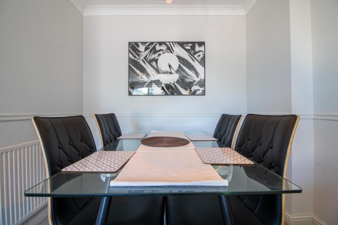 Laurels- 3-Beds, Parking, Short Walk To Beach Торки Экстерьер фото